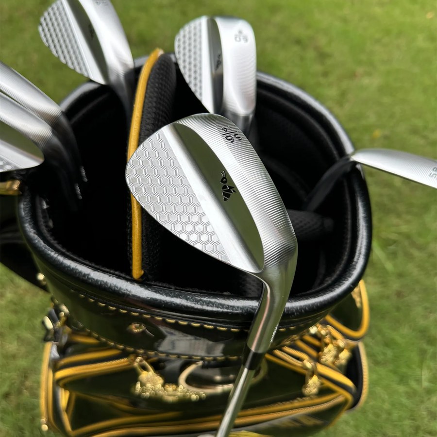 Calong Super Bee Wedge Set (3 Clubs) — photo 4